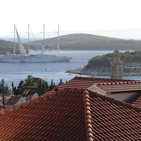 Apartments Curin Hvar Town Exterior photo